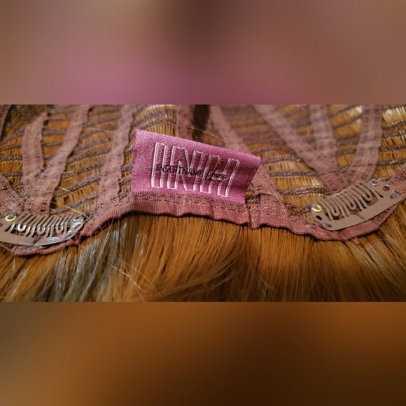 INH 22" U-Clip Hair Extensions - Picture 3 of 9